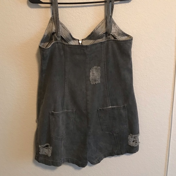 Romper - Picture 2 of 2